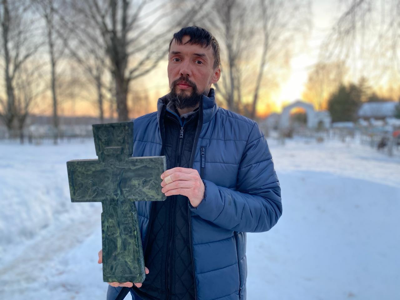 Кресту Твоему покланяемся, Владыко...