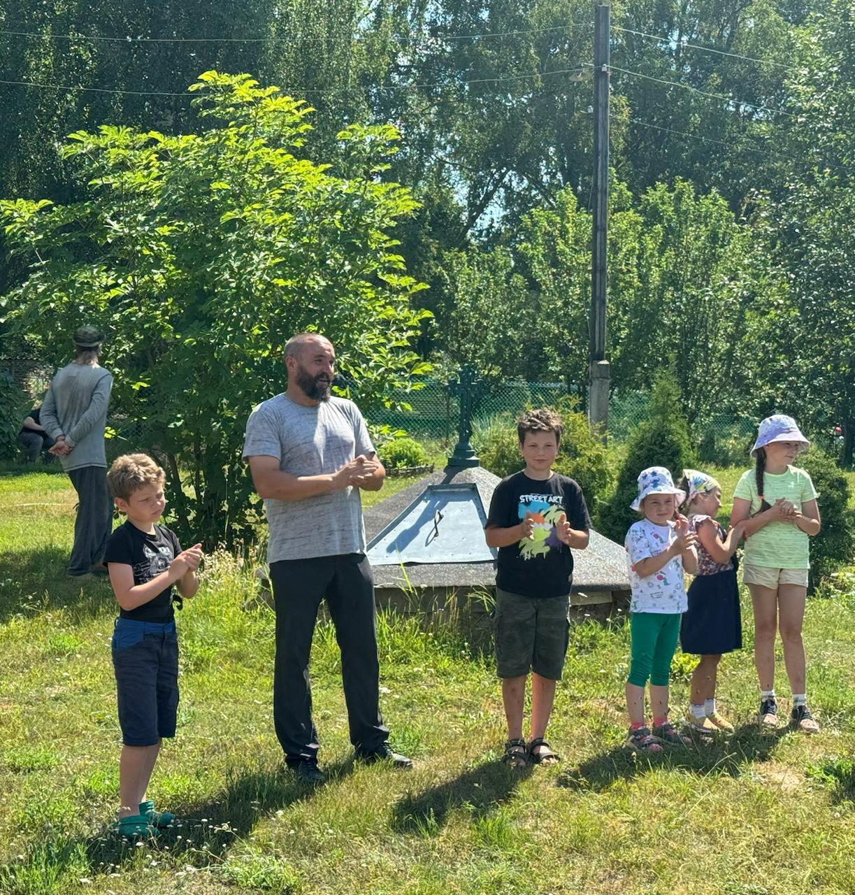 Мы все в душе немного дети...